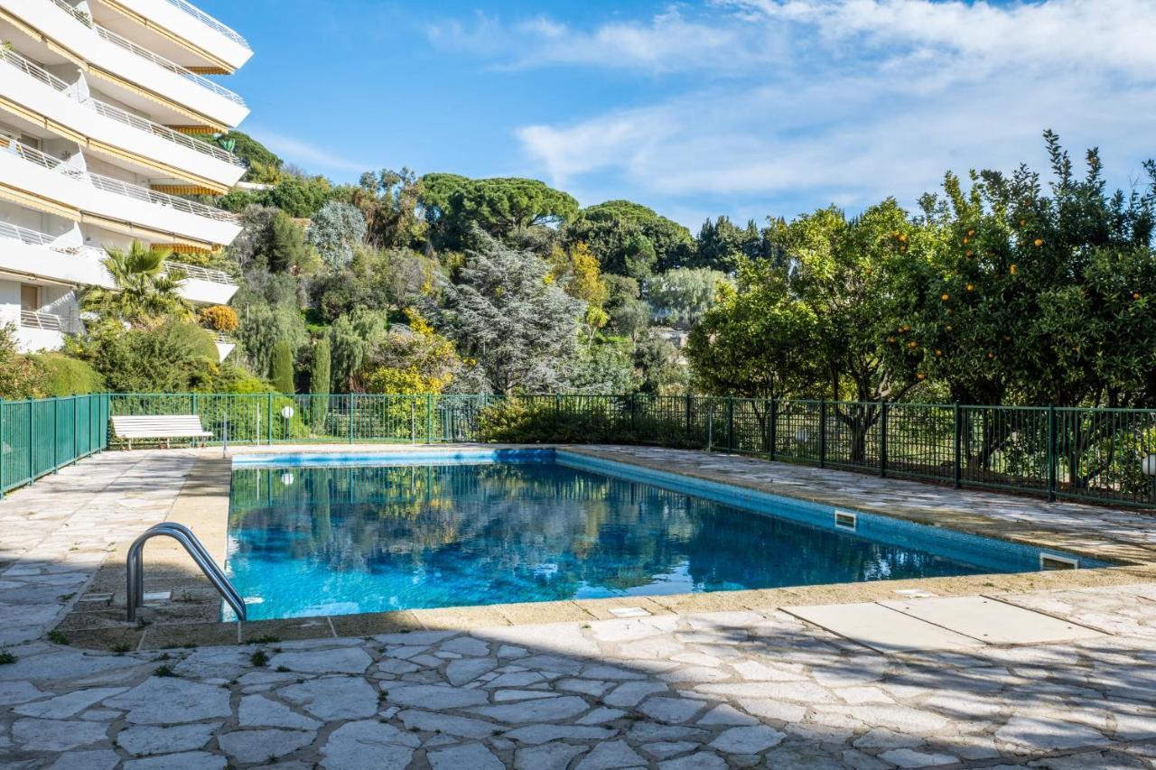 Appartement 2-br In High Residential *